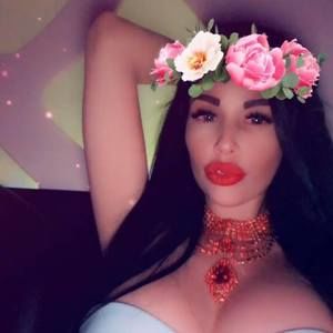 Meet your Posher, Yuliet